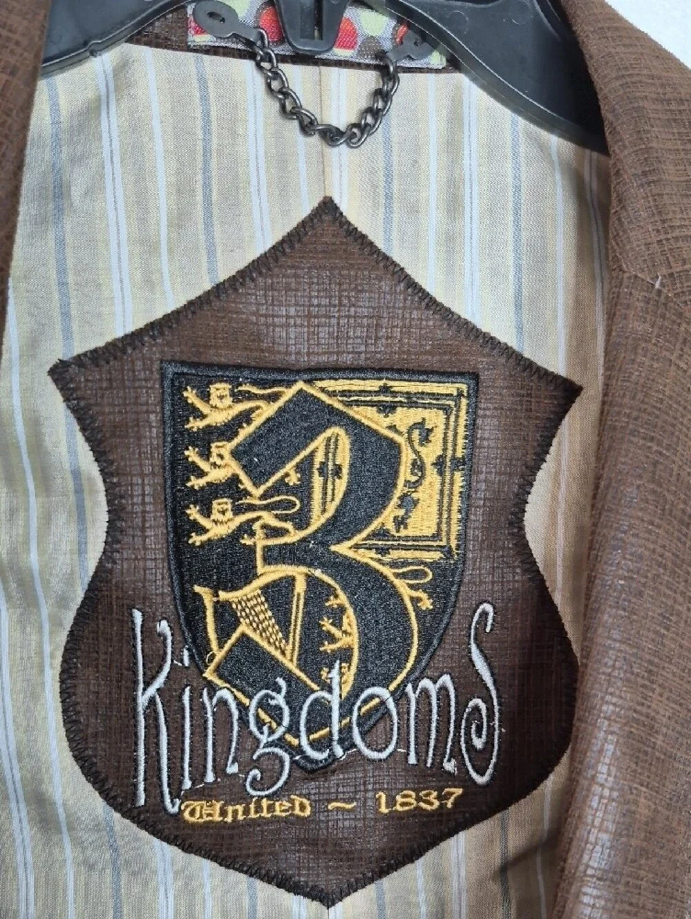 3 Kingdoms Coated Leather Look Sport Coat Blazer L‎